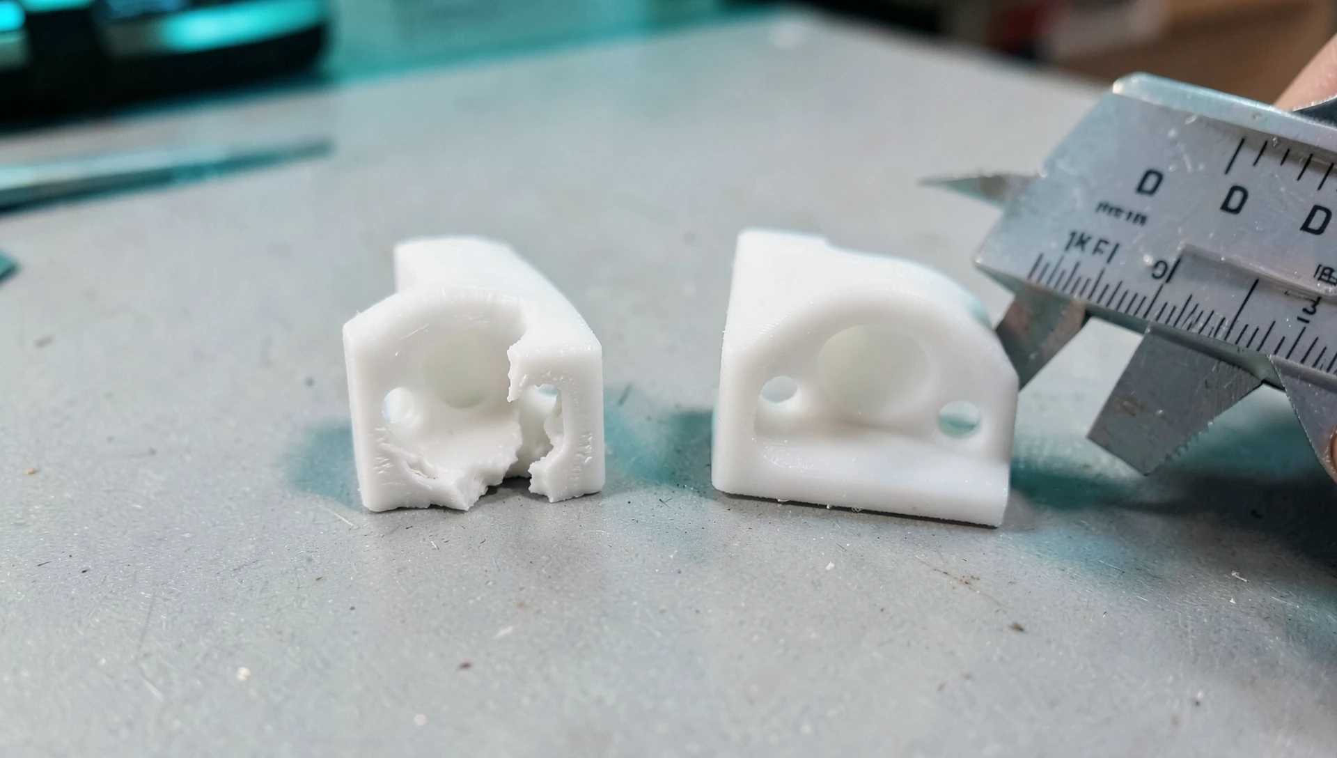 CAD Crowd vs Fiverr — An Honest Look at Both Platforms 2 Failed versus correct 3D printed bracket showing the file quality gap behind the cad crowd vs fiverr comparison